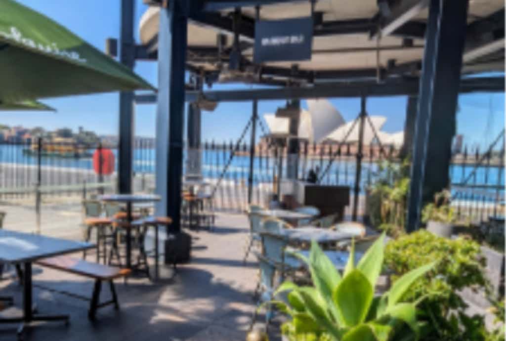 Harbour Bar, The Squire's Landing